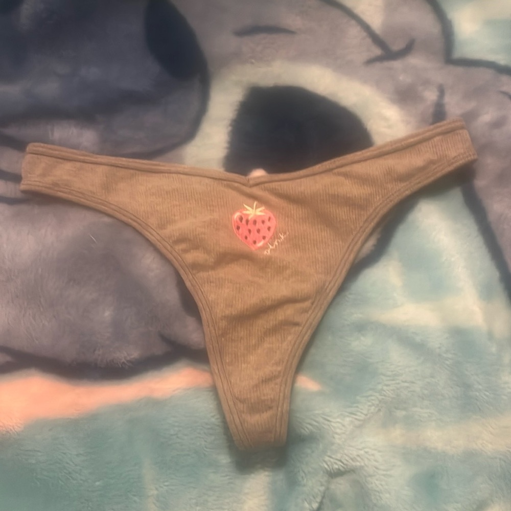 VS PINK Thong L